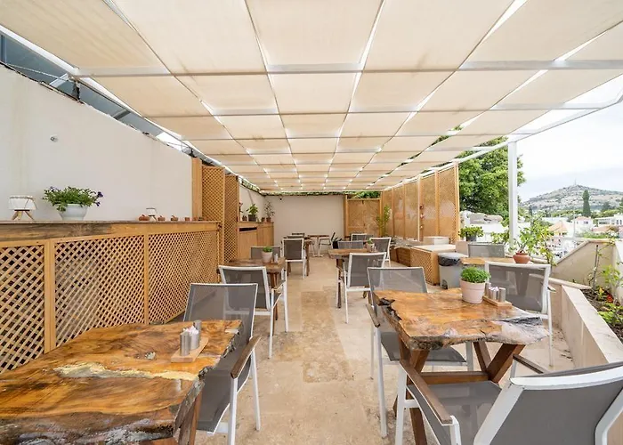 מלון Mucho Butik